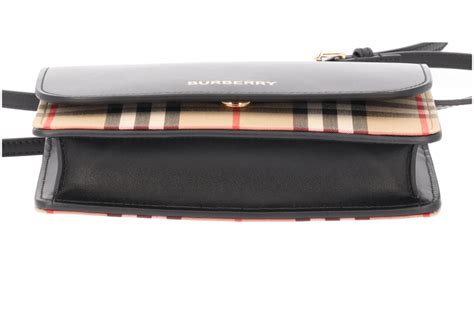 burberry pochette